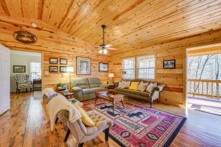 Pet-Friendly Mountain Cabin with Ramp Access! - Clayton - 5