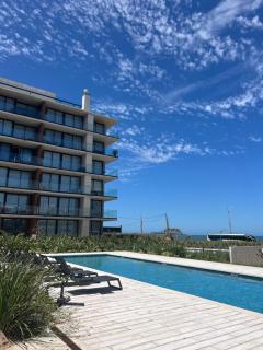 Hermoso Apto Frente al Mar a estrenar - Punta del Este - 2