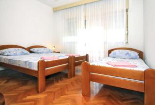 Charming Apartment in Tisno near Beaches - Tisno - 7