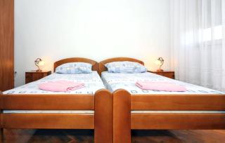 Charming Apartment in Tisno near Beaches - Tisno - 5