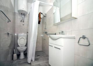 Charming Apartment in Tisno near Beaches - Tisno - 3