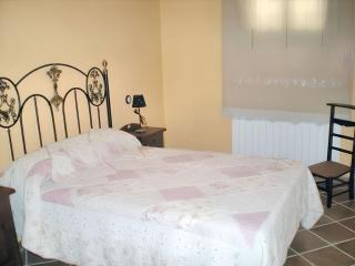 Family Apartment with Mountain View in Hueva - Hueva - 6
