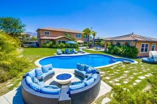 Private Pool Scenic and Spacious Chula Vista Estate - Chula Vista - 0