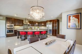 Private Pool Scenic and Spacious Chula Vista Estate - Chula Vista - 6