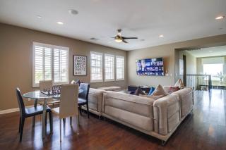 Private Pool Scenic and Spacious Chula Vista Estate - Chula Vista - 2