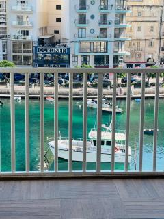 S1 Double room, shared bathroom - St Julian's - 6