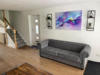 Immaculate Separate Accommodation - Knebworth - 1