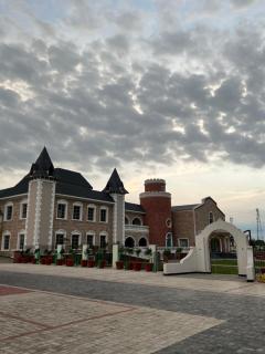 Western World Resort and Banquets - 4