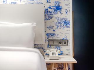 Browns Central Hotel - 1