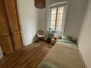 Stylish 3 Bedroom Apartment - 5