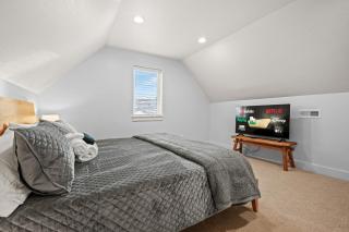 Eden Empire with Hot Tub and Game Room Wkly Disc - Eden - 5