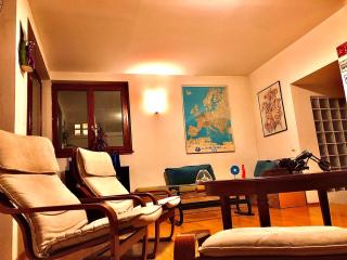 Blue Orange Hostel - Skopje - 0