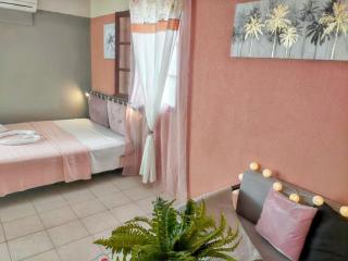 Maison intime à Plessis Nogent avec piscine partagée - Sainte-Rose - 9