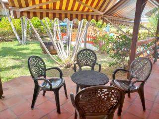 Maison intime à Plessis Nogent avec piscine partagée - 2