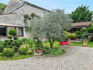 Maison de charme à Sigogne, proche de Cognac, barbecue inclus. - Sigogne - 0