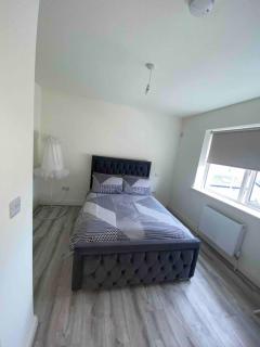 Luxury 3 bedroom home Newbridge - 25 minute Direct train to Dublin City - Newbridge - 4