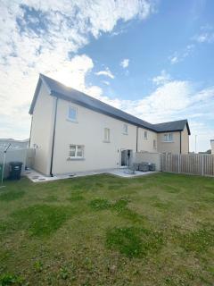 Luxury 3 bedroom home Newbridge - 25 minute Direct train to Dublin City - Newbridge - 7