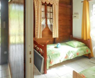 Bungalow confortable à Deshaies avec vue mer, jardin clôturé - Deshaies - 7