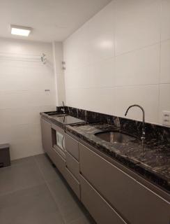 Belo apartamento quarto e sala bem localizado - Porto Alegre - 1