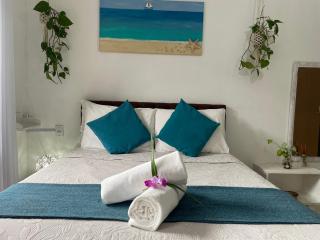 Suites Casa Azul-Vila do Abraão- conforto, limpeza, ótima localização - Abraão - 0