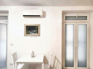 Modern Studio in Bari, historic centre, 40 m², air conditioning - Monopoli - 6
