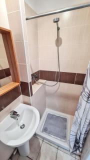 Studio charmant avec balcon à Hyères - 20 m² - Vue sur jardin - Hyères - 2