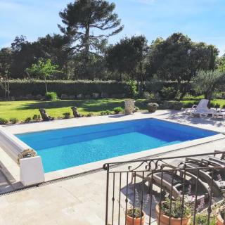 Villa élégante à Régusse avec piscine privée - 0