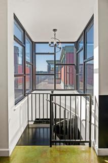 Downtown Louisville-Ideal Central Location- Rooftop Patio-Free Parking - Louisville - 9