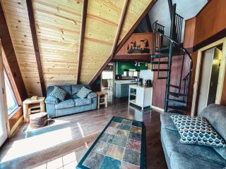 Edgewater Escape, Hocking Hills, Hot Tub, Pond - Rockbridge - 3