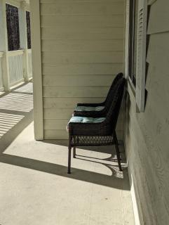 Centrally Located-Well Equipped Kitchen-Forest Views-Pools - 4