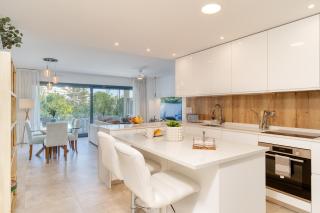 Spacious apartment with terrace and garden close to the sea - Estepona - 4