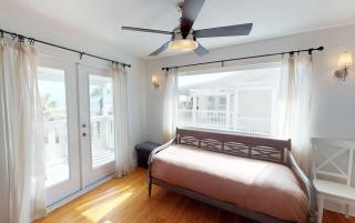 BEST BEACH Cottage Two Gorgeous Ocean Views - Renovated Like POTTERY BARN - Beach Steps Away - 2