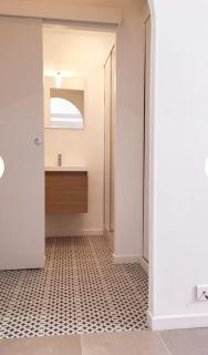 Studio rénové climatisé tout confort - Lit Queen size - emplacement idéal près des plages - 5