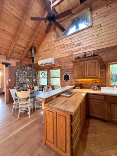The Sunrise Cabin with Amazing Views - Lampe - 4