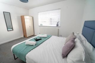 Spacious 3 bedroom house -- Off-road parking -- Pet Friendly -- Close to City Centre - Swansea - 8