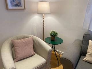2 Bedroom Virgen de Begoña - Sevilla - 4