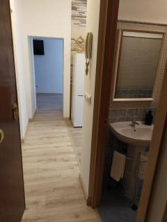 Cozy studio with A/C near Toledo - Toledo - 2