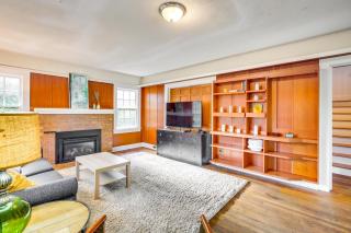 Spacious Eugene Home with Patio - Walk to UO Campus! - 6