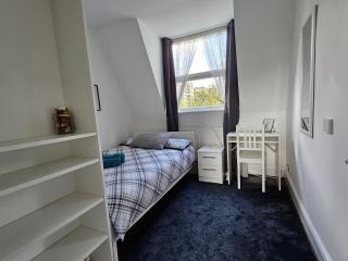 Modern Spacious Rooms 10 Minutes from Big Ben - 3
