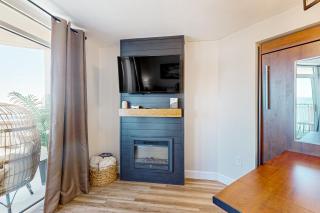 Sandy Daydreams, Unit PH3 - 3