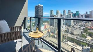 City studio steps from Kaseya Center & Port of Miami - Daily resort fee and parking not included - Miami - 3