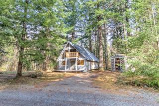Lake Creek Cabin - Packwood - 9