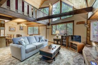 Lake Creek Cabin - Packwood - 3