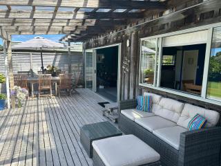Coro Beach Haven - Hahei Holiday Home - 9