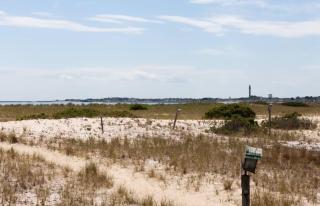 Water's edge renovated Condo with Marina Views - Truro - 5
