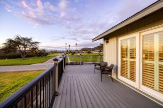 Mendel Manor by AvantStay Walk to Beach Large Deck Patio - Oceano - 0
