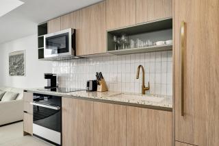 Chic 1 Bedroom steps from Kaseya center -Daily resort fee and parking not included - Miami - 9