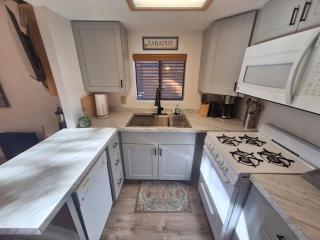 Ocean Cabin 19 With Jacuzzi And Spacious Deck - Smith River - 9