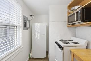 North Truro Beachfront Cottage with Cozy Backyard - Truro - 5