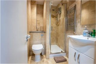 Home-like 1-BR flat in Victoria - 3